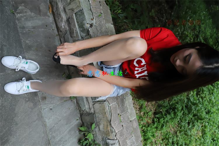 大西瓜爱牙膏-2018 6月活动模特1   长丝+船袜(两套）Part1【198P/1.2G】