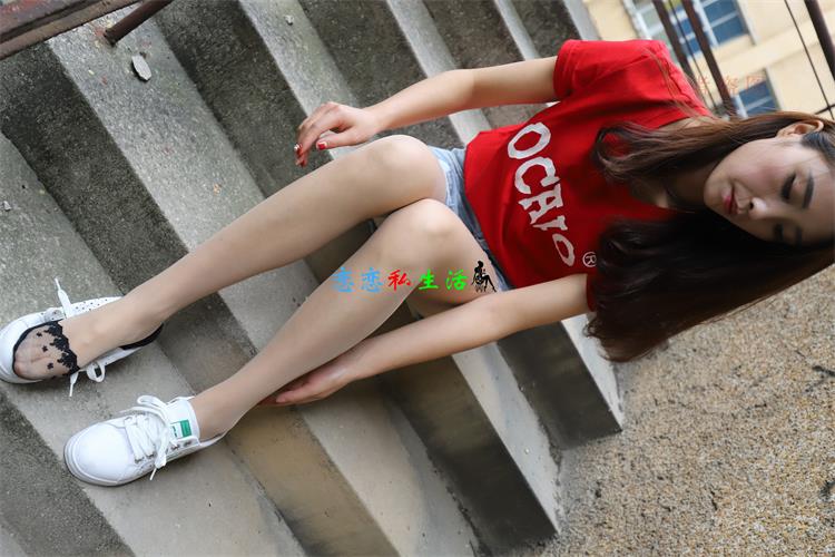 大西瓜爱牙膏-2018 6月活动模特1   长丝+船袜(两套）Part2（带视频）【393P+2V/2.28G】