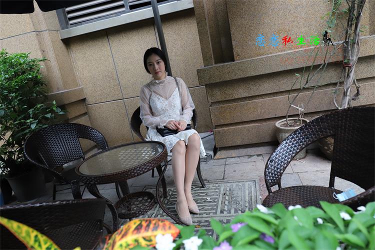 大西瓜爱牙膏-2018 7.8月活动模特1 服务员户外肉丝Part1【93P/543M】