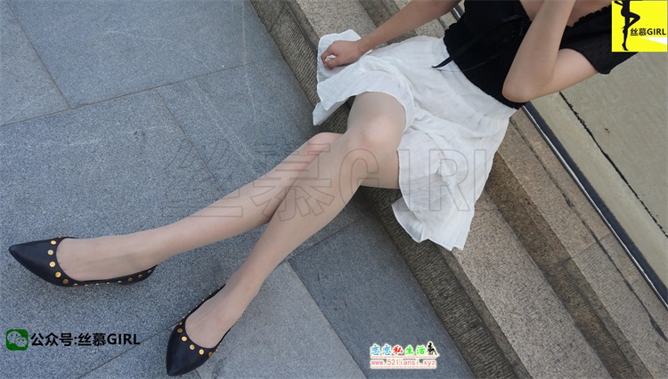 [丝慕写真] 第002期 模特：秋秋《少女丝心》【73P/26.8M】