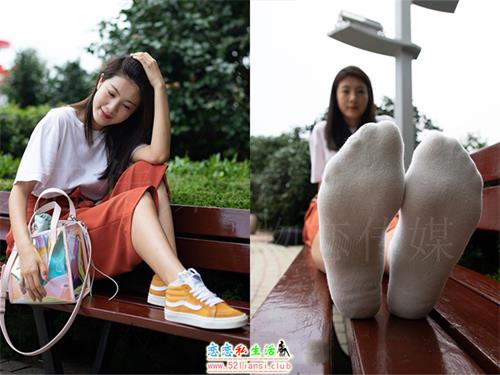 [物恋传媒] No.031 最是那一低头的温柔,像一朵水莲花不胜凉风的娇羞（带视频）【317P+1V/2.23G】