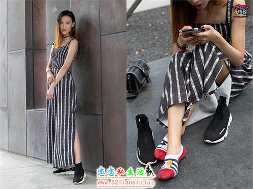 [物恋传媒] No.048 潮不潮,先看脚,潮妹驾驭袜子鞋,街拍也要不服输~可爱小棉袜（带视频）【149P+1V/1.05G】