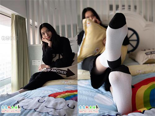 [物恋传媒] No.064 一朵花开的时间，白色板鞋配白色棉袜（带视频）【159P+1V/1.08G】