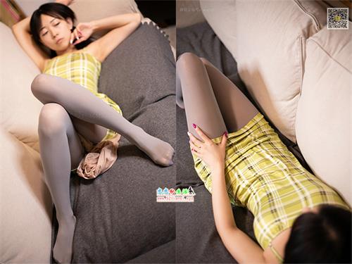 [山茶摄影ISS]41-小谷 – 闻一下刚脱下来的袜子【72P/64M】