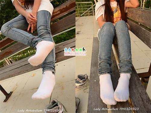 [战前女神] 恋足美腿棉袜女神级摄影套图 008【207P/330M】