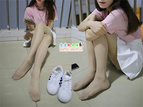 大西瓜爱牙膏-2019 10X活动模特3 师妹的白鞋短裙肉丝【236P/1.05G】