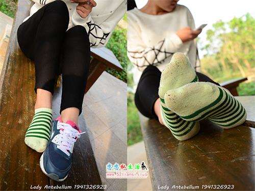 [战前女神] 恋足美腿棉袜女神级摄影套图 014【80P/125M】