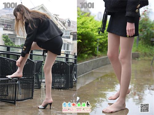 [IESS异思趣向] 1001夜丝事 59模特：草莓《雨中漫步1》【85P/87M】