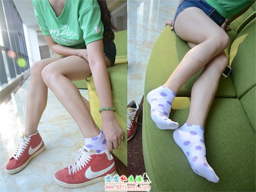 [战前女神] 恋足美腿棉袜女神级摄影套图 115【127P/218M】