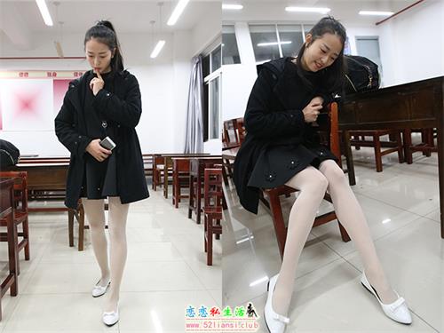 大西瓜爱牙膏-Z16 教室白丝【336P/1.48G】