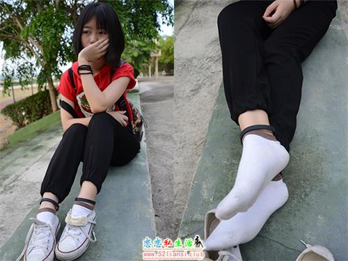 [战前女神] 恋足美腿棉袜女神级摄影套图 125【89P/187M】