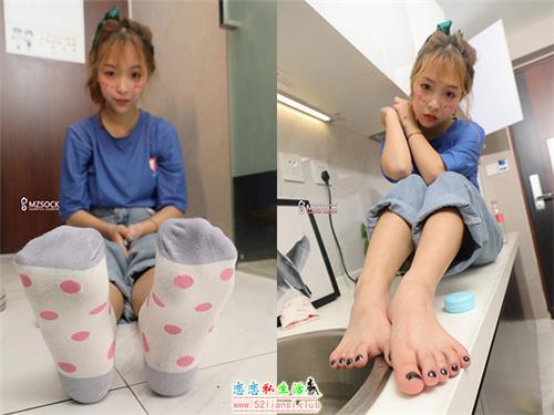 [MZSOCK]爱美足 2019年第77期 Ella【84P/290M】