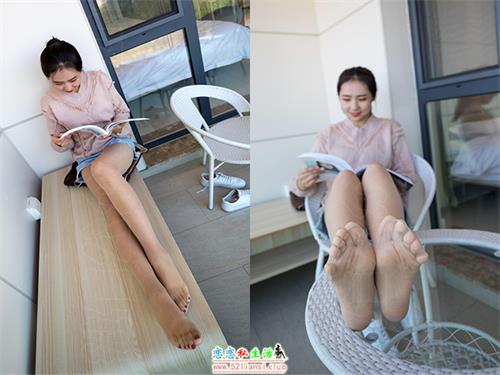 [山茶摄影ISS]303-喜欢看书 喜欢丝袜【89P/189M】