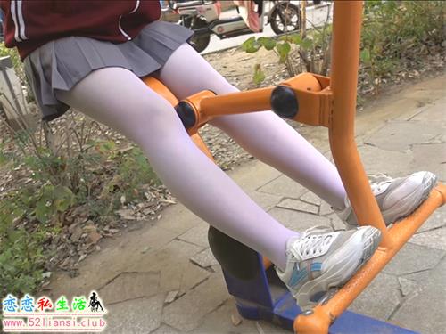 [森萝财团]-JKFUN-058 《户外慢动作》15D白丝 R16 小夜（带视频）【1V/1.41G】