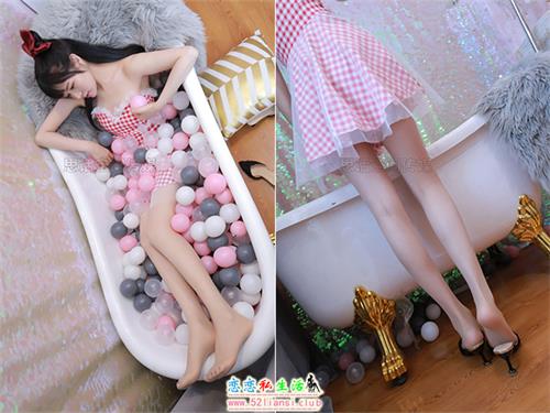 [SiHua思话]No.176 筱蝶 波波球上的美腿少女【50P/94M】