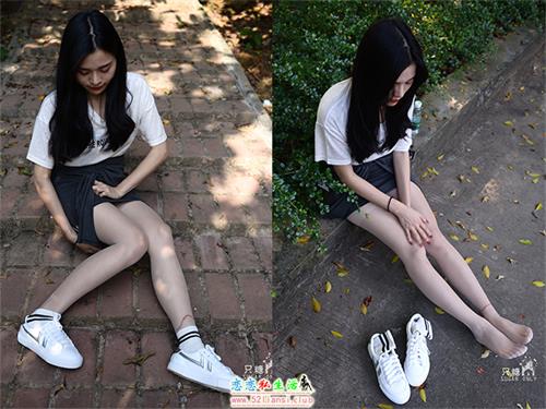 [只糖视觉]043期：文文 包臀裙肉丝棉袜小白鞋【285P/1.07G】