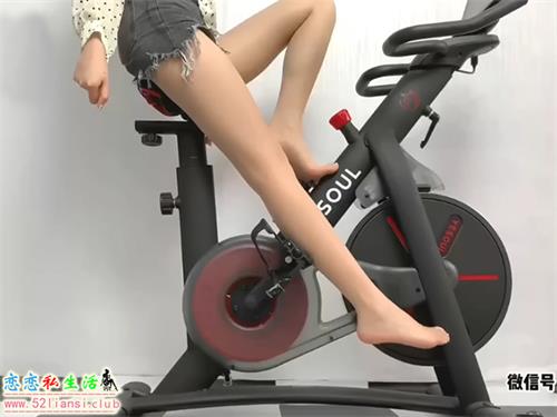 【iess秀 040】芊芊超可爱的玉足极品美腿丝袜【6min/49M】