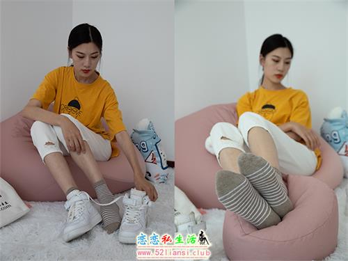 [物恋传媒] No.700 苏镶-雨里的心（带视频）【146P+1V/5.25G】