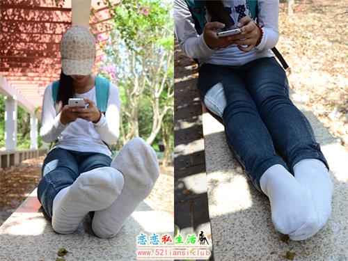 [战前女神] 恋足美腿棉袜女神级摄影套图 133【40P/240M】