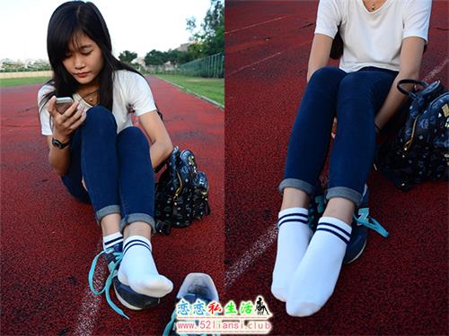 [战前女神] 恋足美腿棉袜女神级摄影套图 127【98P/167M】