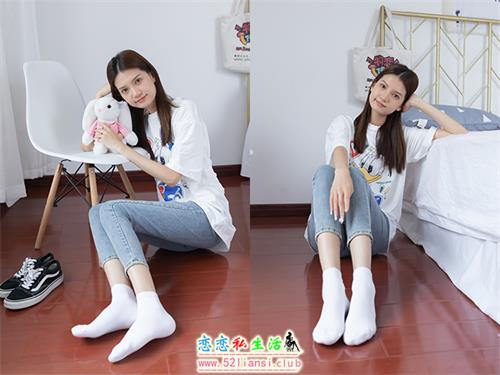 [物恋传媒] No.813 想想-风里柠檬草(带视频)【152P+2V/4.24G】